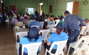 Encuentro con productores de café en San Marcos