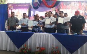 Firman contrato para construir la carretera Río Blanco-Bocana de Paiwas