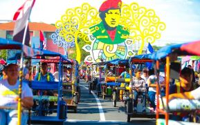 Trabajadores por cuenta propia realizan caravana para festejar 40 años de Revolución Sandinista