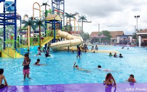(+Fotos) Familias disfrutaron este domingo las refrescantes aguas del Parque Acuático de Managua