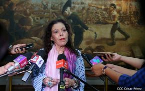 Compañera Rosario después del Acto en Conmemoración de la Batalla de San Jacinto (13 de Septiembre 2019)