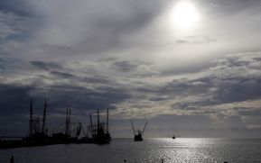 Lorena ya es huracán y tocó tierras mexicanas