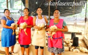 Mefcca acompaña emprendimiento de crianza y destace de aves en Masaya
