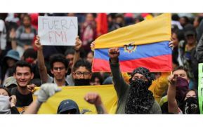 Ecuador, Democracia desde abajo