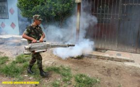 Ejército de Nicaragua participa en jornada de fumigación en el municipio de Estelí