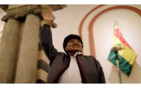 Evo Morales gana en primera vuelta