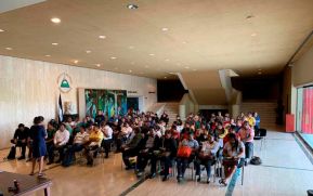 Maestra cubana brinda taller a instructores de coros municipales