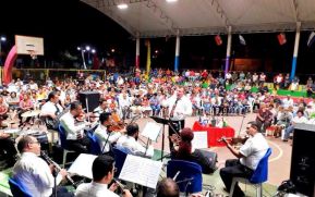 Familias disfrutaron concierto navideño en Masaya