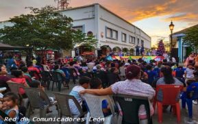Celebran epifanía de los Reyes Magos en León