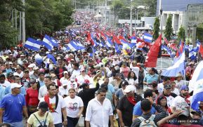 Caminata “En Cantos de Vida y Esperanza” conmemorando 153 aniversario del natalicio de Rubén Darío