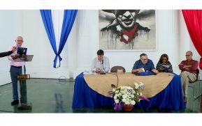 Presentan libro de Rubén Darío traducido al inglés que conserva la rima de sus poemas