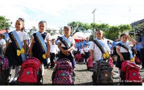 Gobierno de Nicaragua entregará mochilas y útiles escolares a hijos de miembros de la Policía Nacional