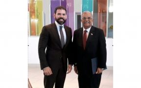 Embajador de Panamá en visita de cortesía a Asesor Presidencial para la Promoción de Inversiones