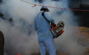 Minsa fumiga más de mil viviendas en el barrio Las Torres de Managua