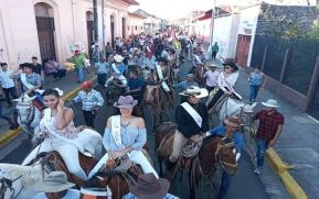Celebran hípica en honor a la mujer nicaragüense en Carazo