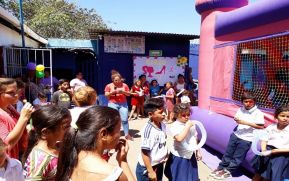 Festival Infantil "Héroe del Amor y de la Paz" en honor a Omar Ríos la "Baquita"
