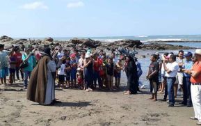 Diriamba realiza judea acuática en playas de Casares y La Boquita