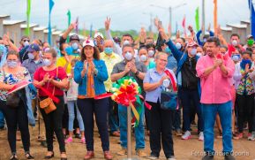 Nicaragua: En el Día de las Madres el Gobierno sandinista entrega 100 viviendas dignas