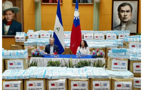 Taiwán realiza donación de 1.5 millones de mascarillas al Minsa