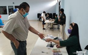 Gobierno de Nicaragua garantiza pago anticipado a trabajadores de la educación