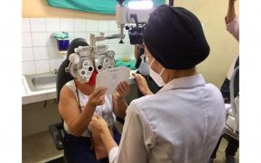 Entregan lentes de lectura en jornada oftalmológica de Operación Milagro en Ciudad Sandino