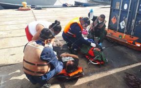 Fuerza Naval realizó búsqueda, salvamento y rescate de cinco personas a bordo de la embarcación Capitán J