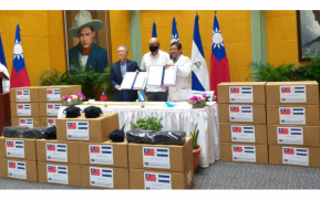 Ministerio de Salud recibe nuevas mascarillas de Taiwán