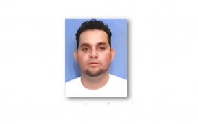 Se busca delincuente prófugo, asesino de mujeres altamente peligroso