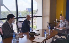 Embajador de Chile visita a delegado presidencial para las inversiones de Nicaragua