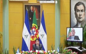 Canciller de Nicaragua recibe copias de estilo de Embajadores de Seychelles y Portugal