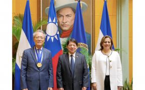 Entregan medalla “Amigo impulsor de la Integración Social” a Taiwán
