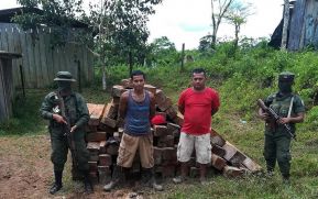 Destacamento Militar Sur del Ejército de Nicaragua retuvo a dos personas por traslado ilegal de madera