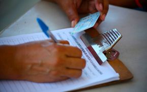 Casi un millón 200 mil firmas respaldan la solicitud de cadena perpetua para castigar crímenes atroces
