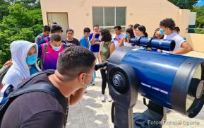 Estudiantes de la UNAN-Managua reciben charlas de introducción a la Astronomía “Arcoiris Cósmicos”