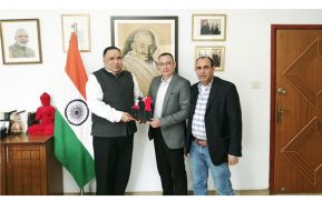 Visita de cortesía a la Embajada de la República de la India en Palestina