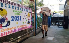 Merienda escolar llega al colegio público 14 de Septiembre en Managua