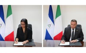 Nicaragua firma libro virtual de condolencias de la Embajada de Italia