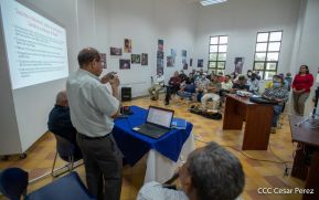 Imparten conferencia magistral en homanaje al General Sandino