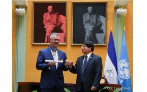 Nicaragua condecora con Orden José de Marcoleta en Grado de Gran Oficial a representante adjunto de Unicef