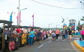Familias disfrutaron actividades recreativas en el Puerto Salvador Allende