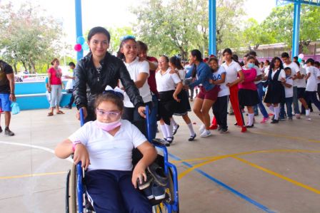 Niños y niñas nicaragüenses celebran el día mundial del síndrome de Down