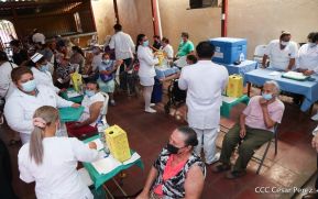 Vacunación voluntaria contra el Covid 19 se amplía a pacientes con cardiopatías
