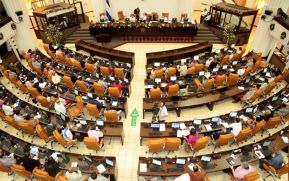 Aprueban convocatoria para la presentación de candidatos a magistrados del Consejo Supremo Electoral
