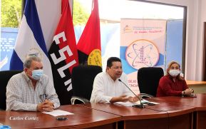 Realizan lanzamiento e inicio de talleres de capacitación a docentes sobre los huertos escolares