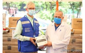 Ministerio de Salud recibe insumos para continuar con la vacunación voluntaria frente a la Covid-19