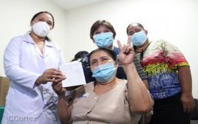 Vacunación voluntaria contra la Covid-19 llega al departamento de Madriz