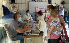 Ministerio de Salud lleva consultas médicas a los barrios San Antonio y San José