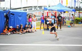 Realizan primera carrera de iniciación en el patinaje en el Puerto Salvador Allende