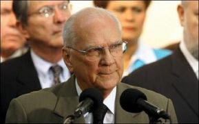 Nicaragua decreta 3 días de duelo nacional ante el fallecimiento del Ex-Presidente Enrique Bolaños