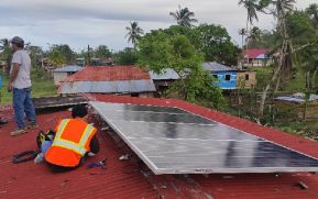 251 familias estrenan energía eléctrica con sistemas fotovoltaicos en El Castillo